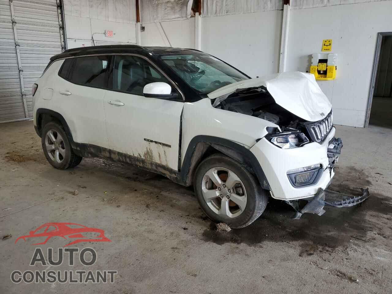 JEEP COMPASS 2018 - 3C4NJDBB3JT434135