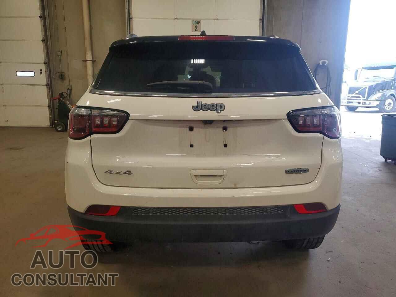 JEEP COMPASS 2019 - 3C4NJDBB3KT654019