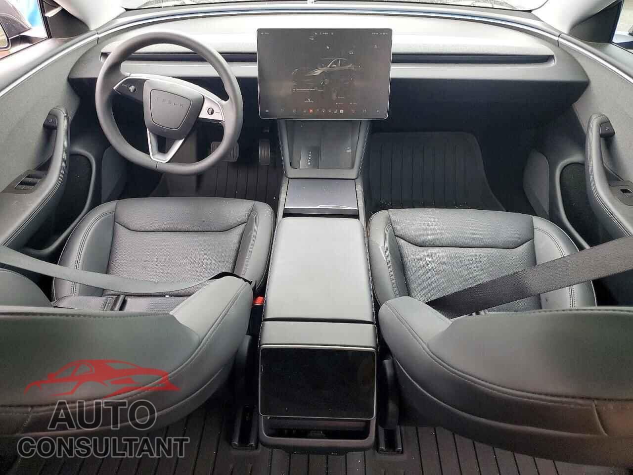 TESLA MODEL 3 2024 - 5YJ3E1EA5RF725601