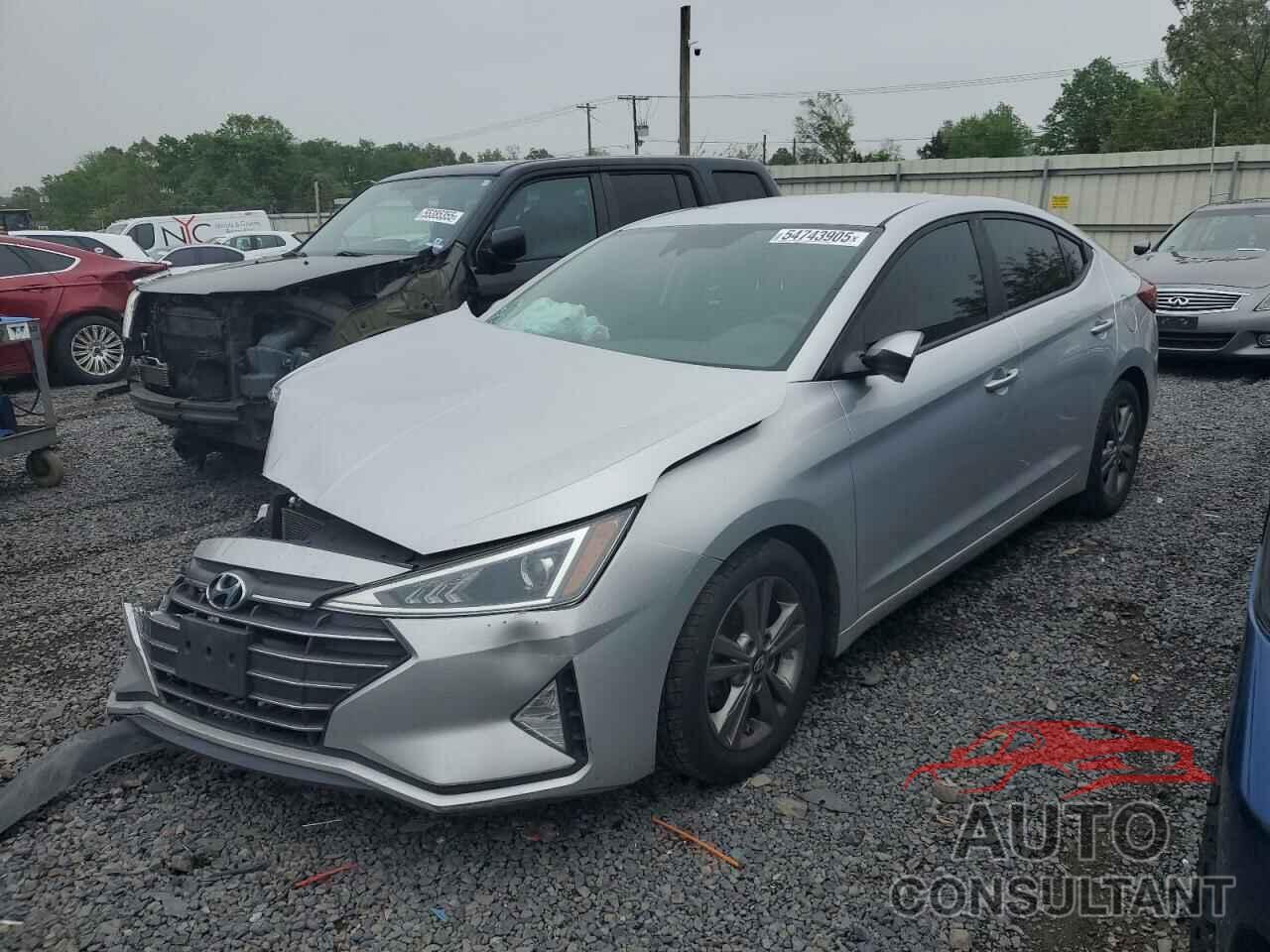 HYUNDAI ELANTRA 2019 - 5NPD84LF5KH418738