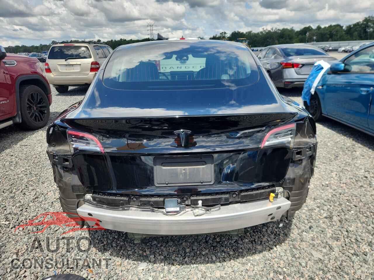 TESLA MODEL 3 2019 - 5YJ3E1EA5KF337581