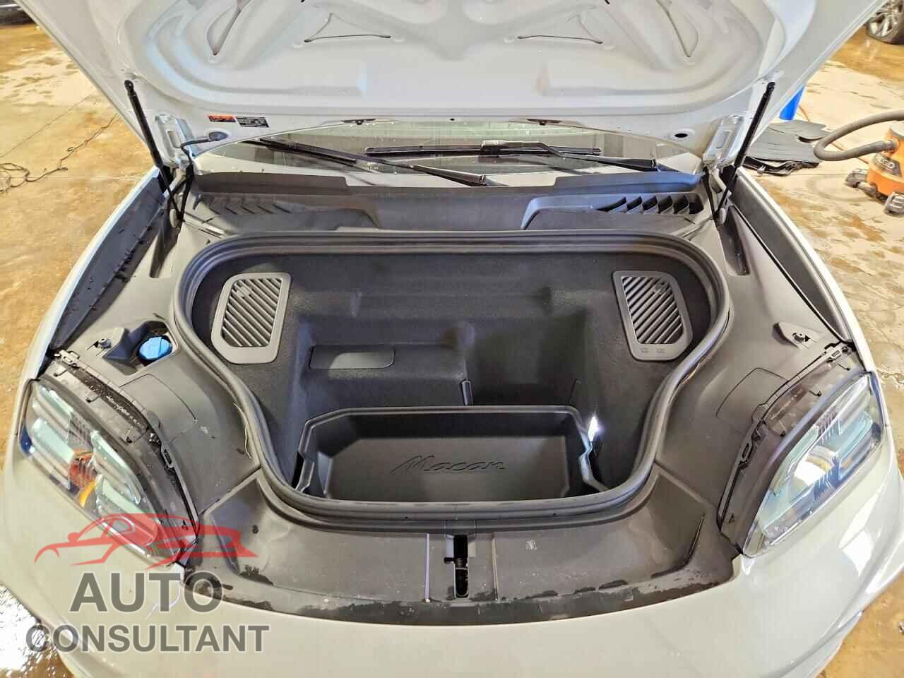 PORSCHE MACAN 2024 - WP1AC2XA3RL200674