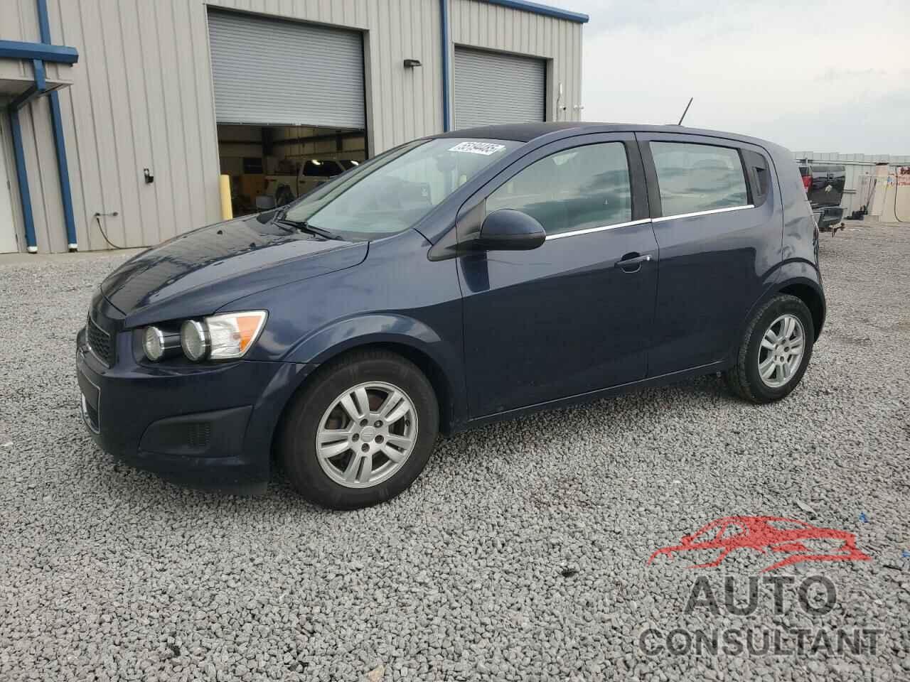 CHEVROLET SONIC 2015 - 1G1JC6SH0F4113975