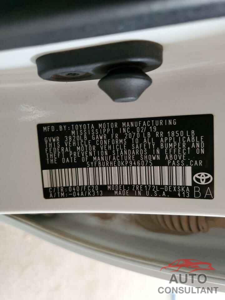 TOYOTA COROLLA 2019 - 5YFBURHE0KP946075