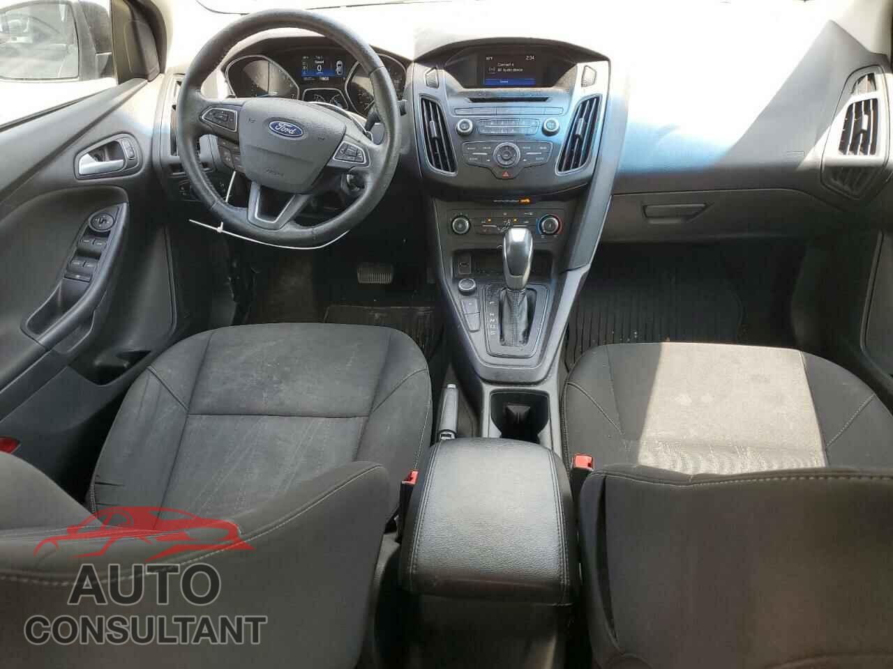 FORD FOCUS 2015 - 1FADP3F21FL339287