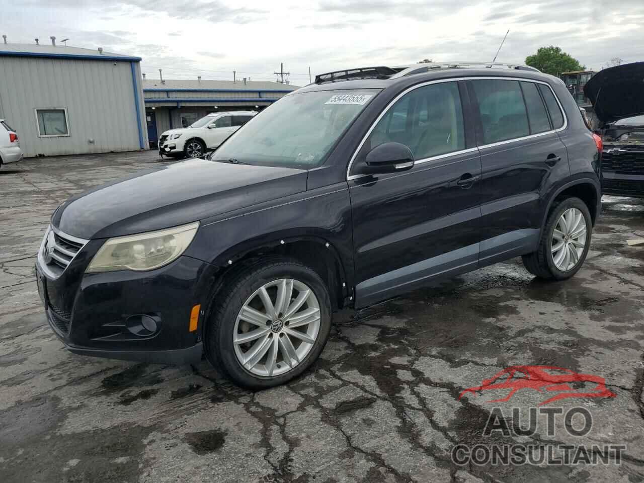 VOLKSWAGEN TIGUAN 2011 - WVGAV7AX9BW567393