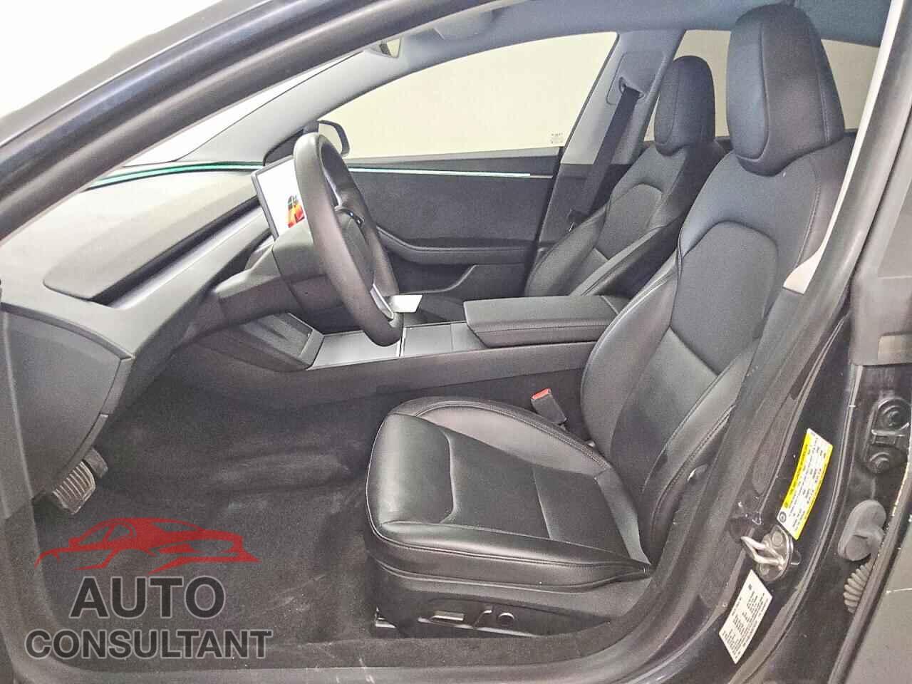 TESLA MODEL 3 2024 - 5YJ3E1EB4RF743791