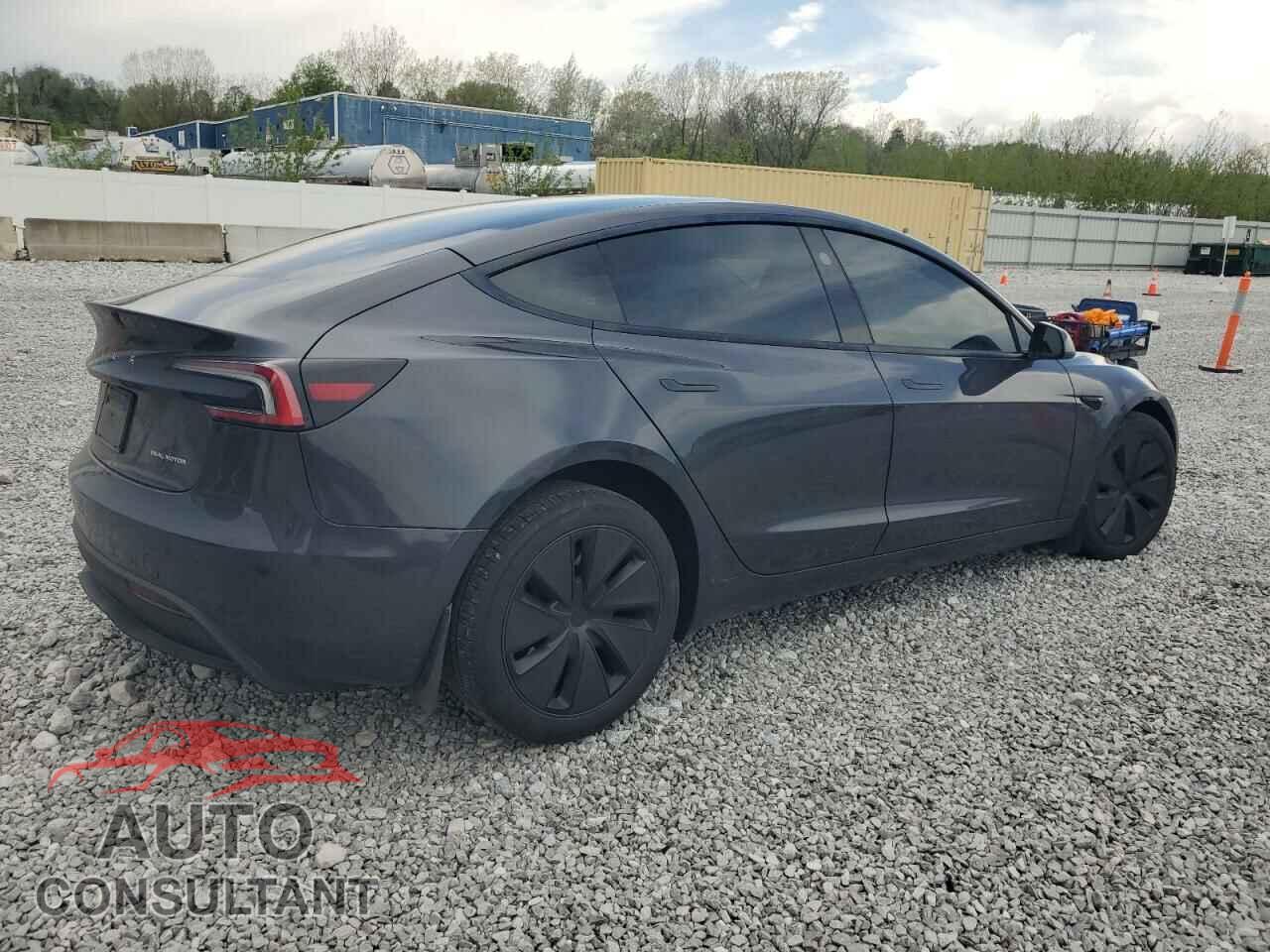 TESLA MODEL 3 2024 - 5YJ3E1EB7RF730372