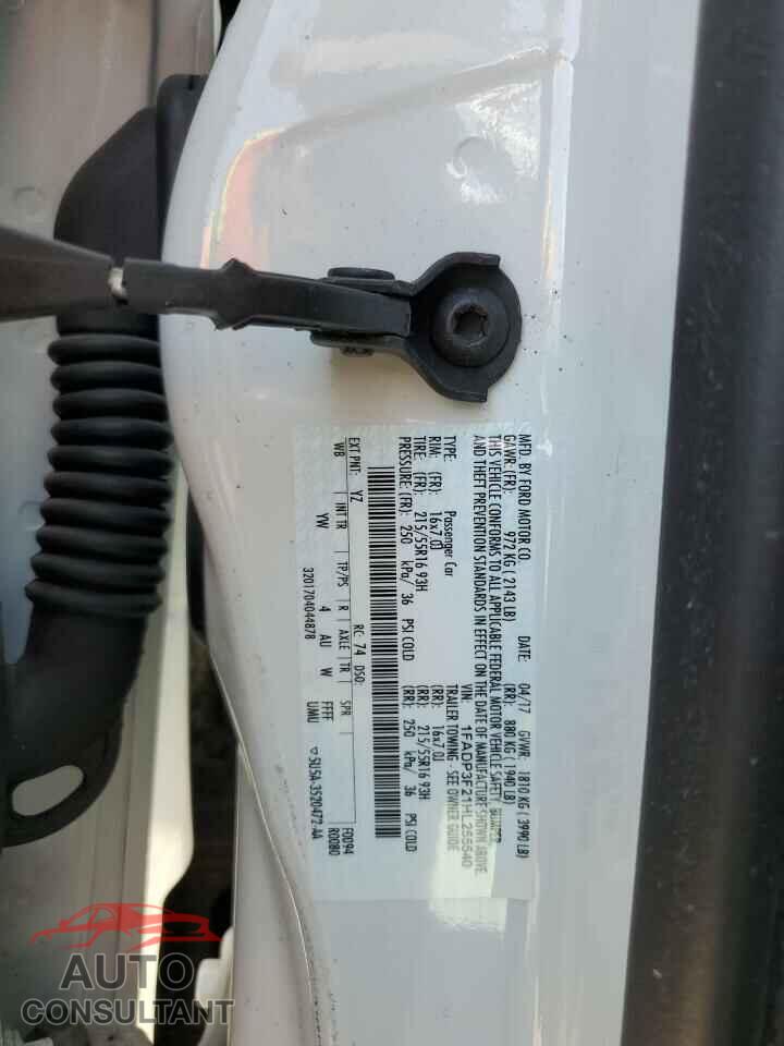 FORD FOCUS 2017 - 1FADP3F21HL255540