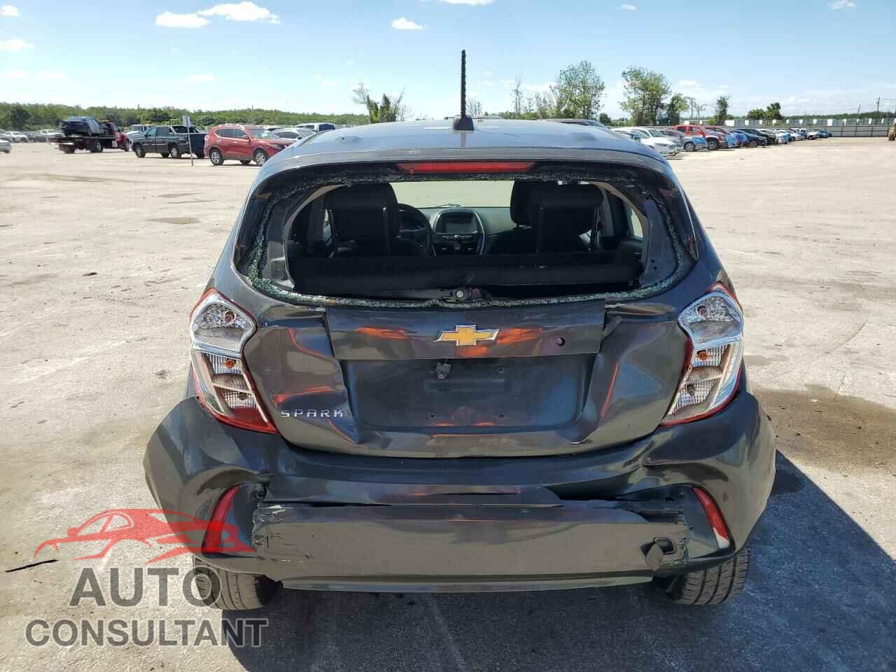 CHEVROLET SPARK 2017 - KL8CB6SA1HC758934