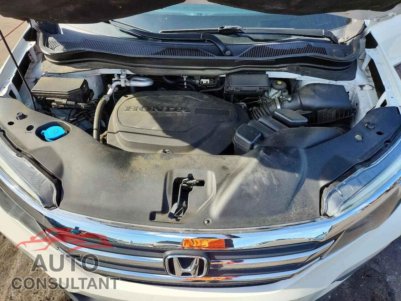 HONDA PILOT 2017 - 5FNYF5H58HB025644