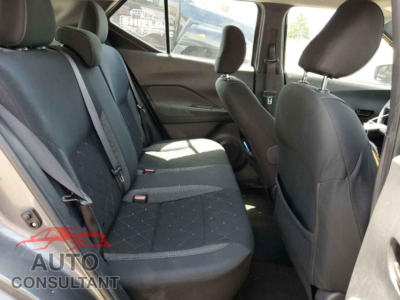 NISSAN KICKS 2019 - 3N1CP5CU3KL560088