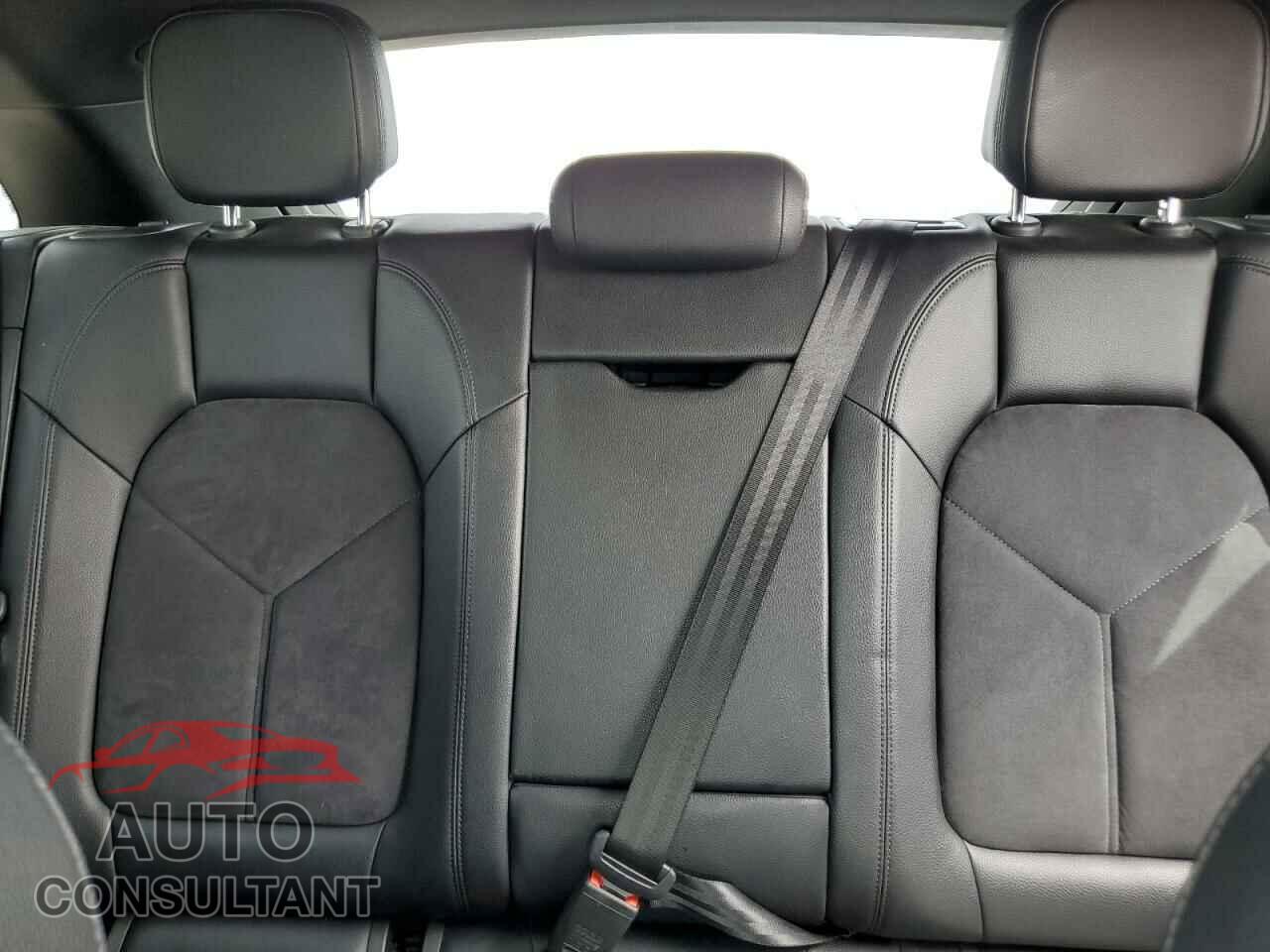 PORSCHE MACAN 2017 - WP1AA2A55HLB81600