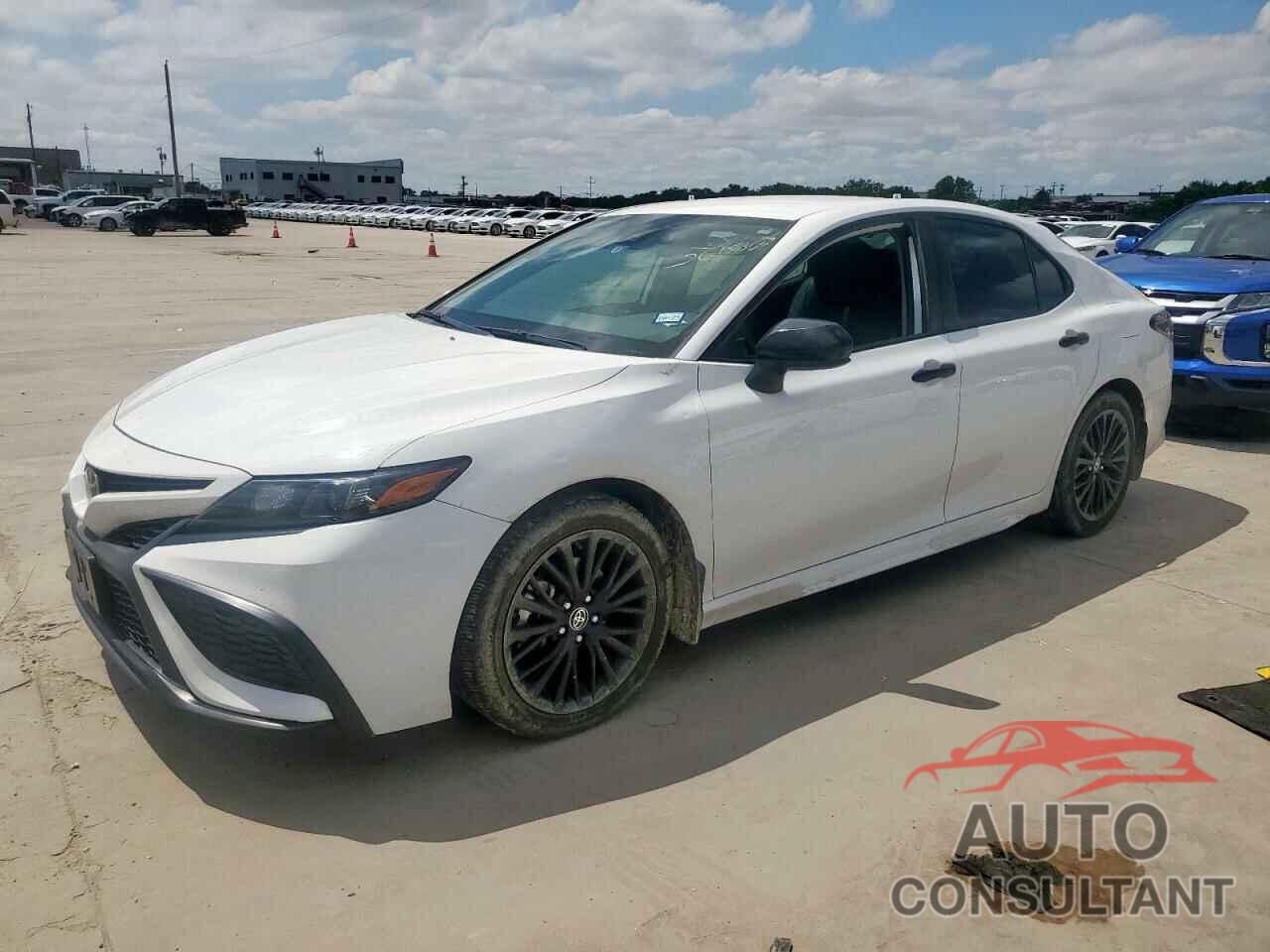 TOYOTA CAMRY 2021 - 4T1G11AK4MU485237