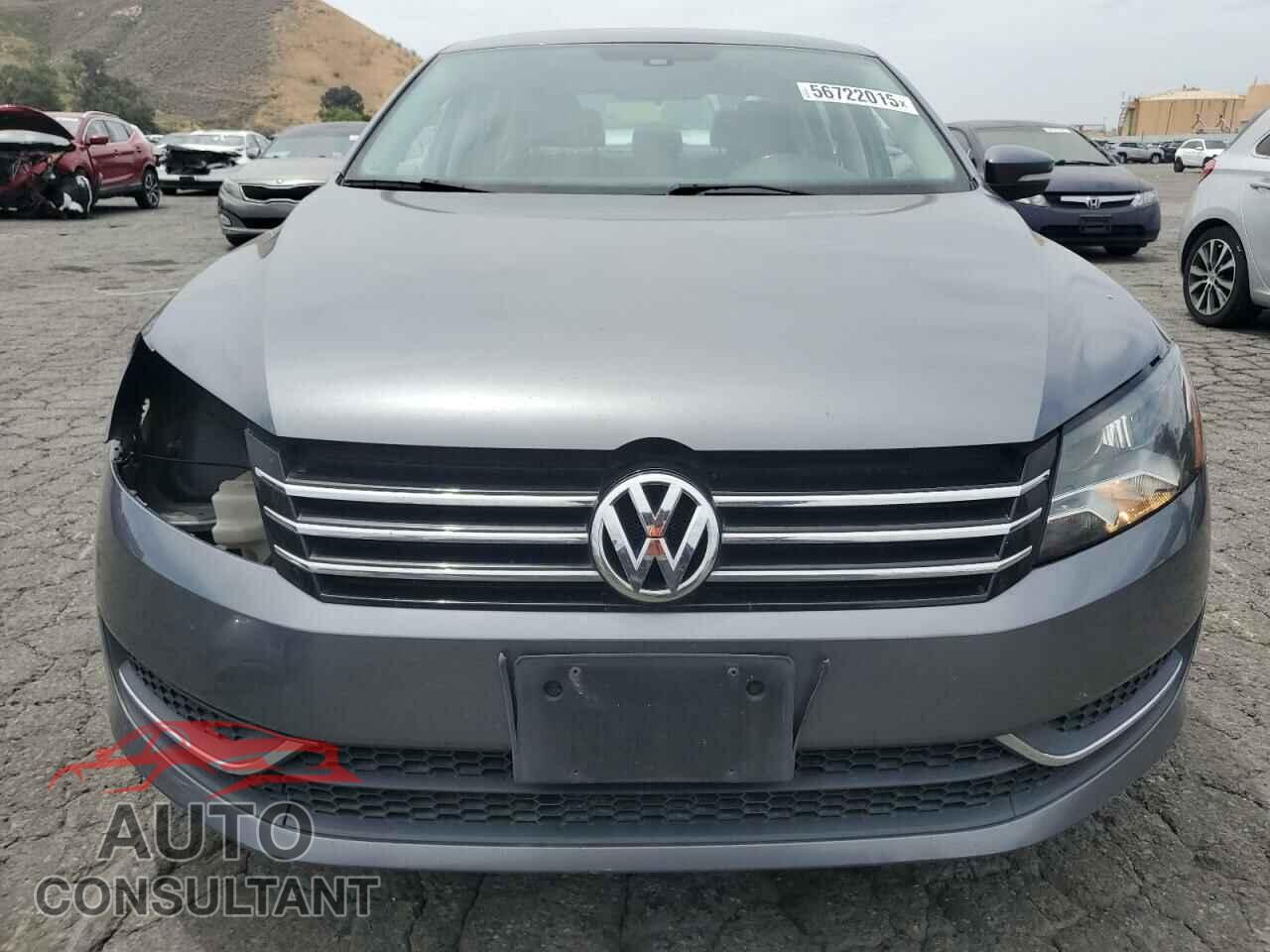 VOLKSWAGEN PASSAT 2015 - 1VWAT7A30FC044646