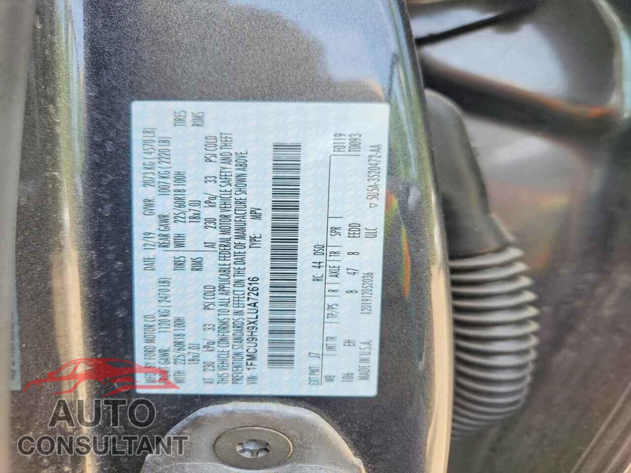 FORD ESCAPE 2020 - 1FMCU9H9XLUA72616