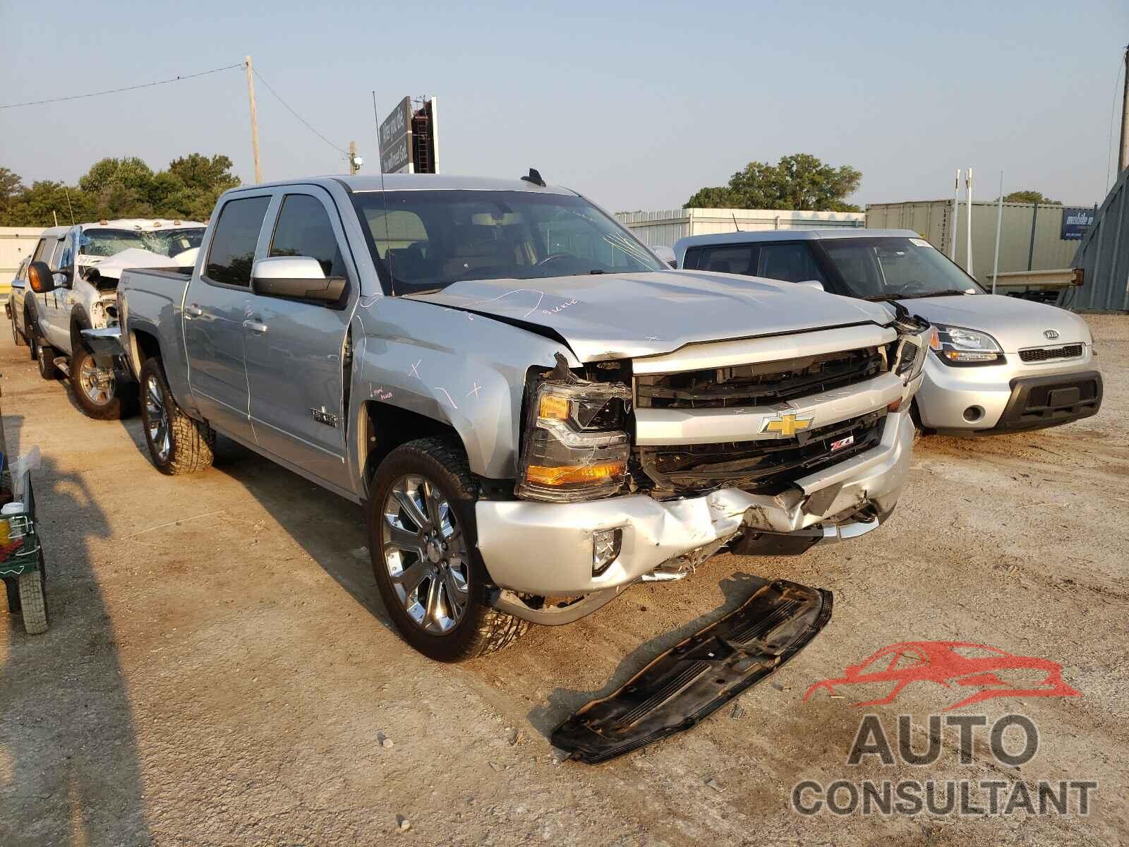 CHEVROLET SILVERADO 2018 - 3GCUKREC4JG489275