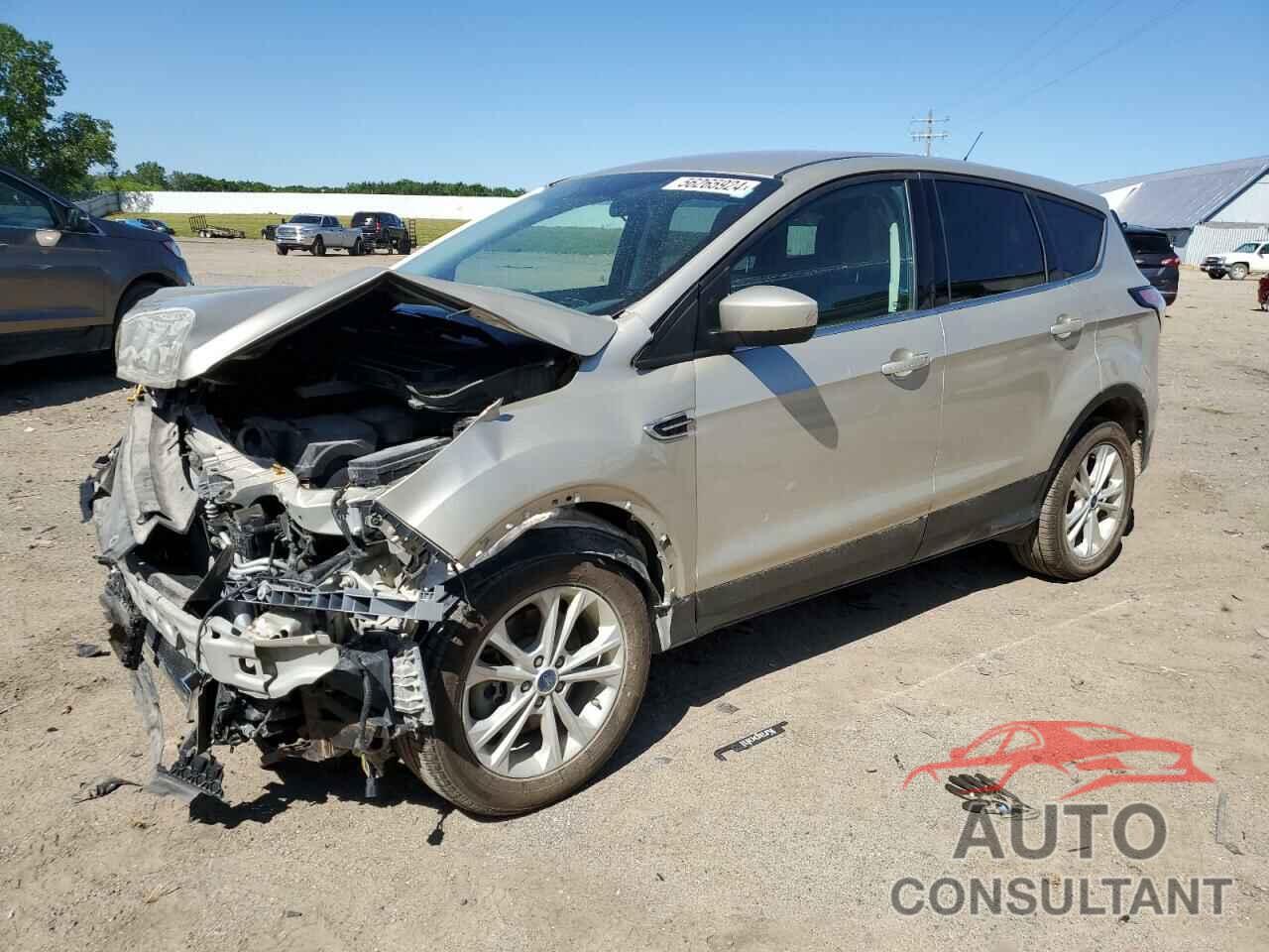 FORD ESCAPE 2017 - 1FMCU9GD2HUC48555