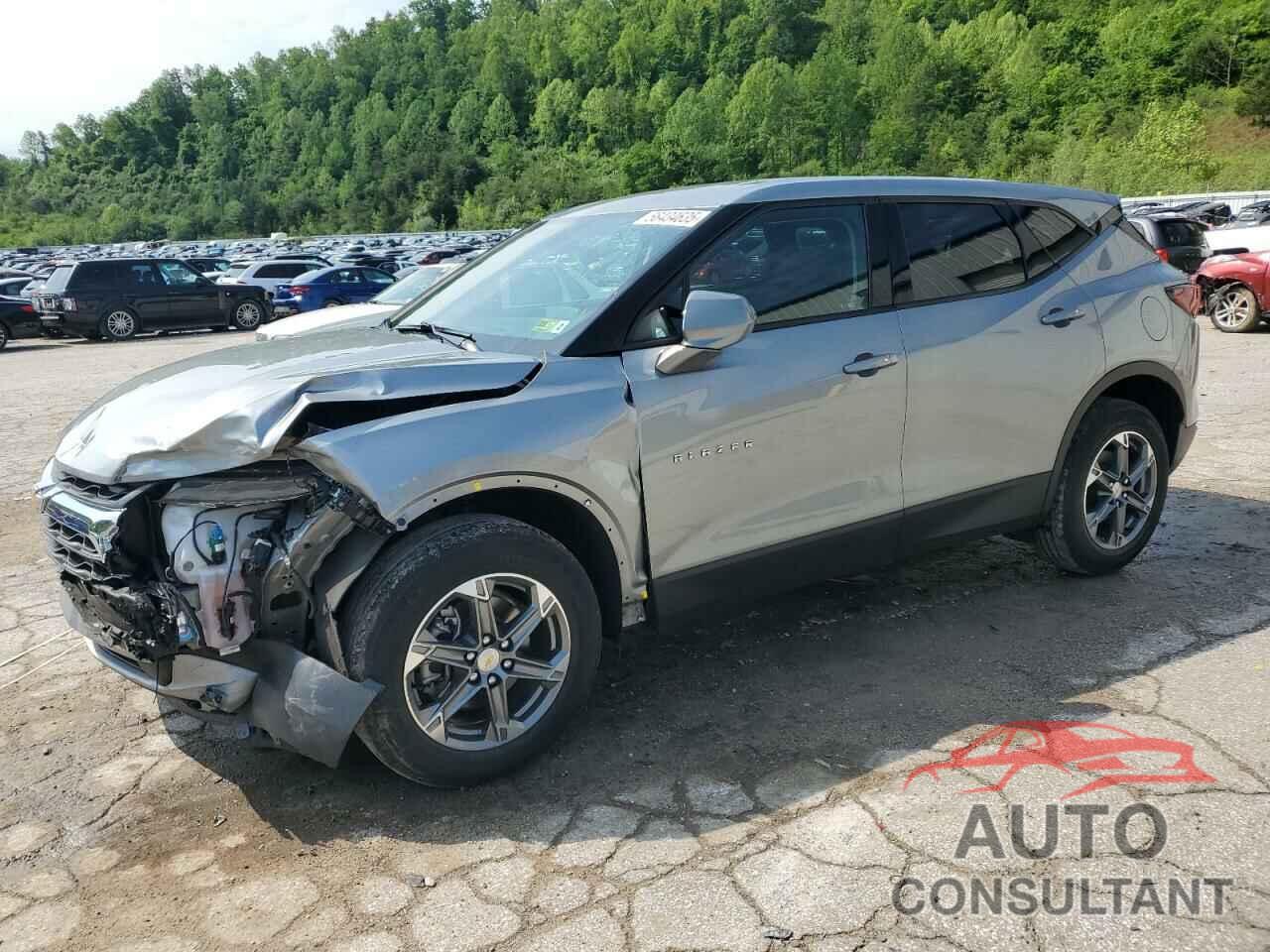 CHEVROLET BLAZER 2023 - 3GNKBHR4XPS171159