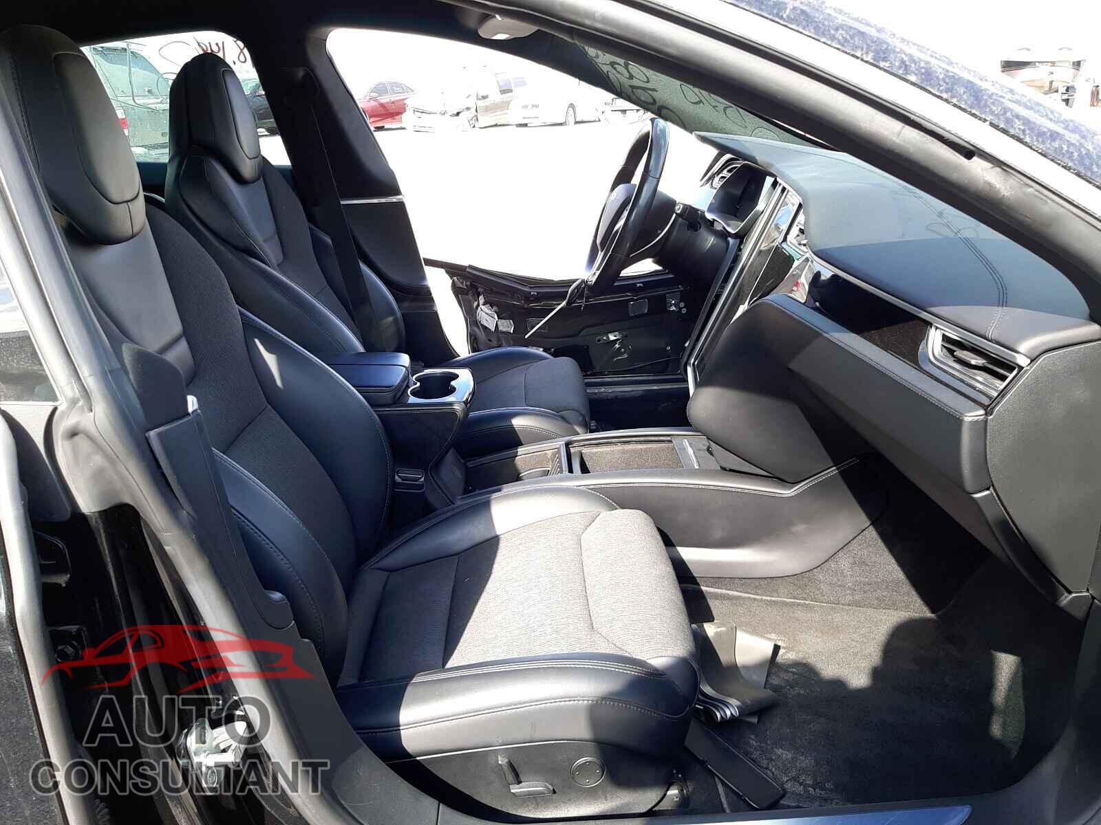 TESLA MODEL S 2017 - 5YJSA1E48HF188853