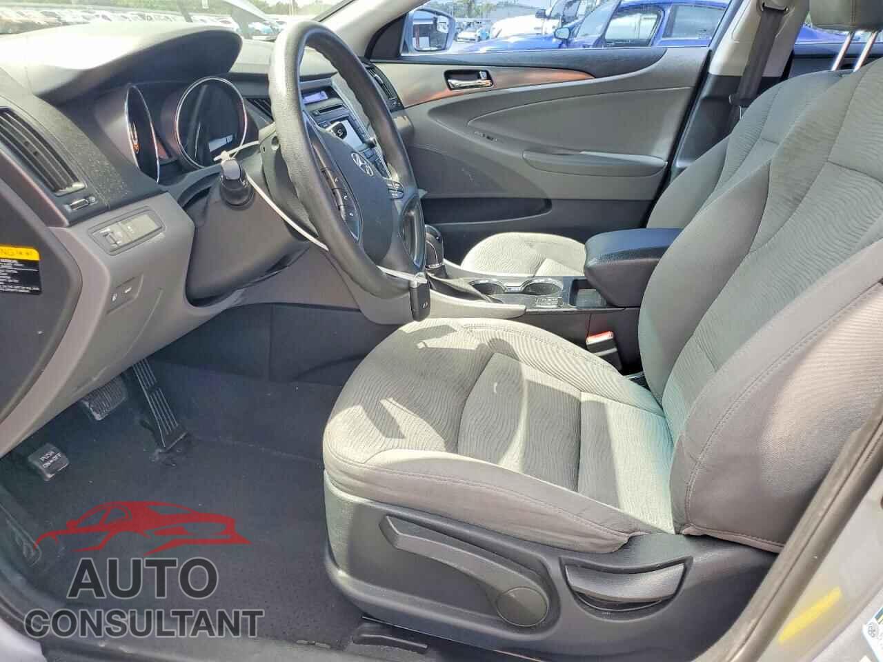 HYUNDAI SONATA 2015 - KMHEC4A47FA133844