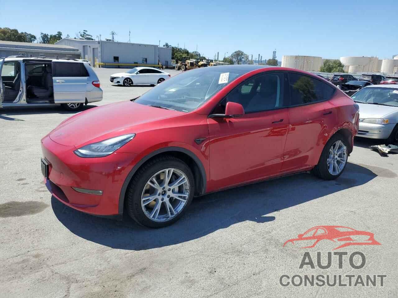 TESLA MODEL Y 2021 - 5YJYGDEEXMF145239