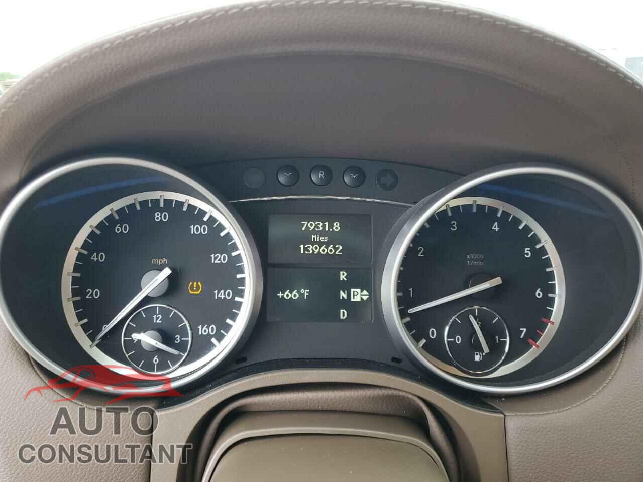 MERCEDES-BENZ GL-CLASS 2012 - 4JGBF7BE2CA766718