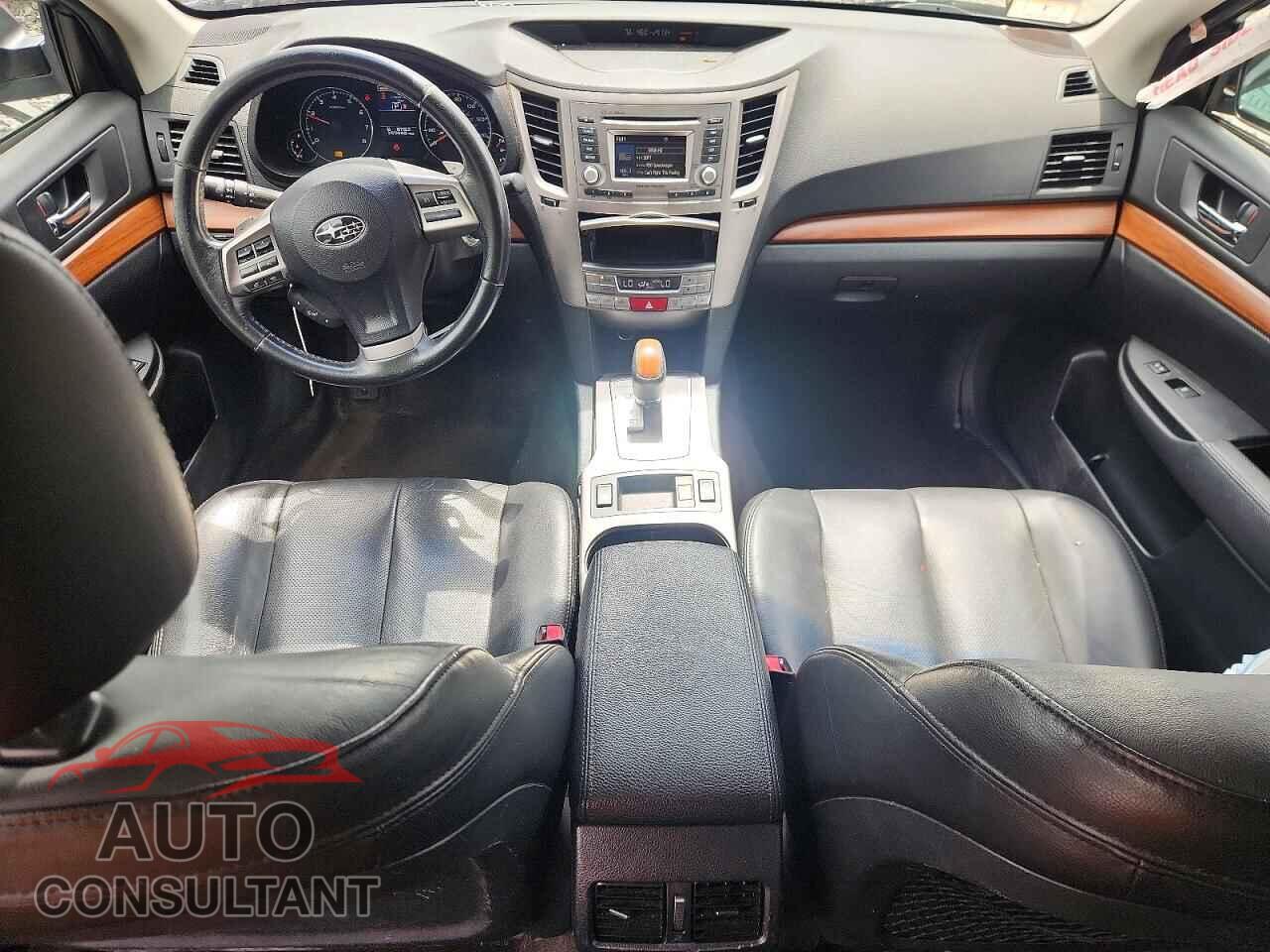 SUBARU OUTBACK 2014 - 4S4BRBLC8E3270496