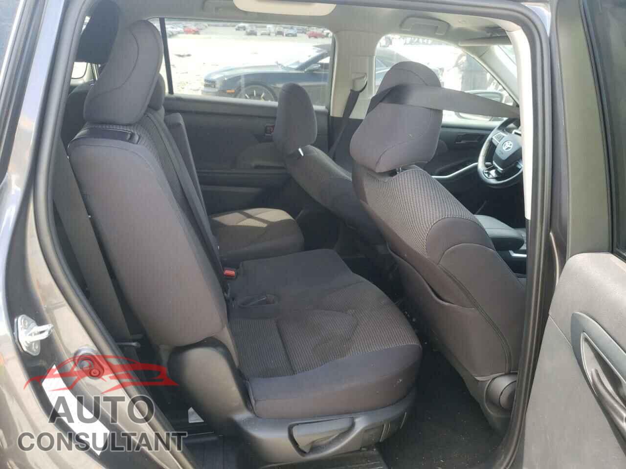 TOYOTA HIGHLANDER 2021 - 5TDZZRAH4MS529332