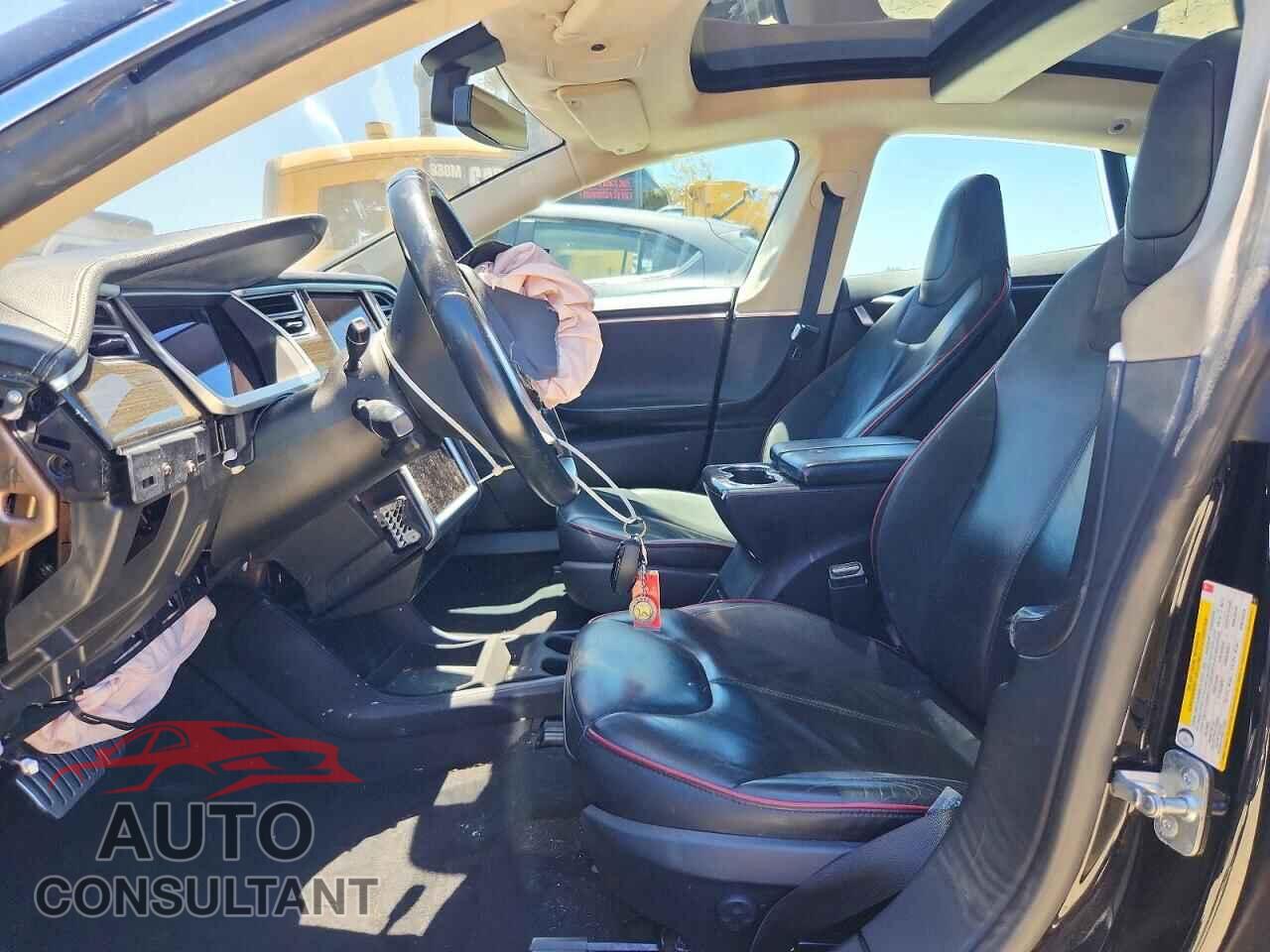 TESLA MODEL S 2013 - 5YJSA1DP2DFP26016