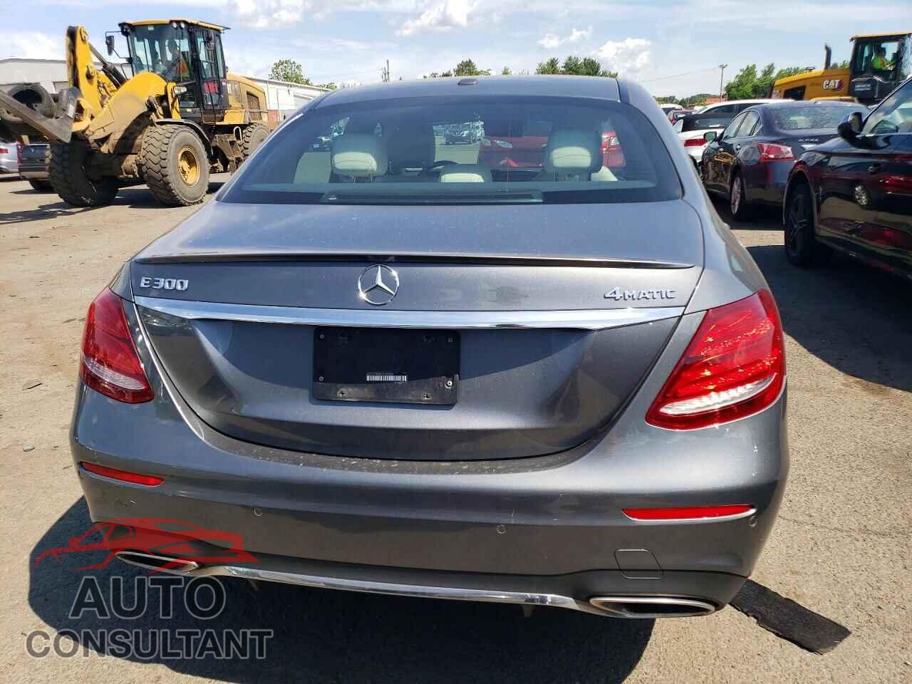 MERCEDES-BENZ E-CLASS 2017 - WDDZF4KB8HA155323