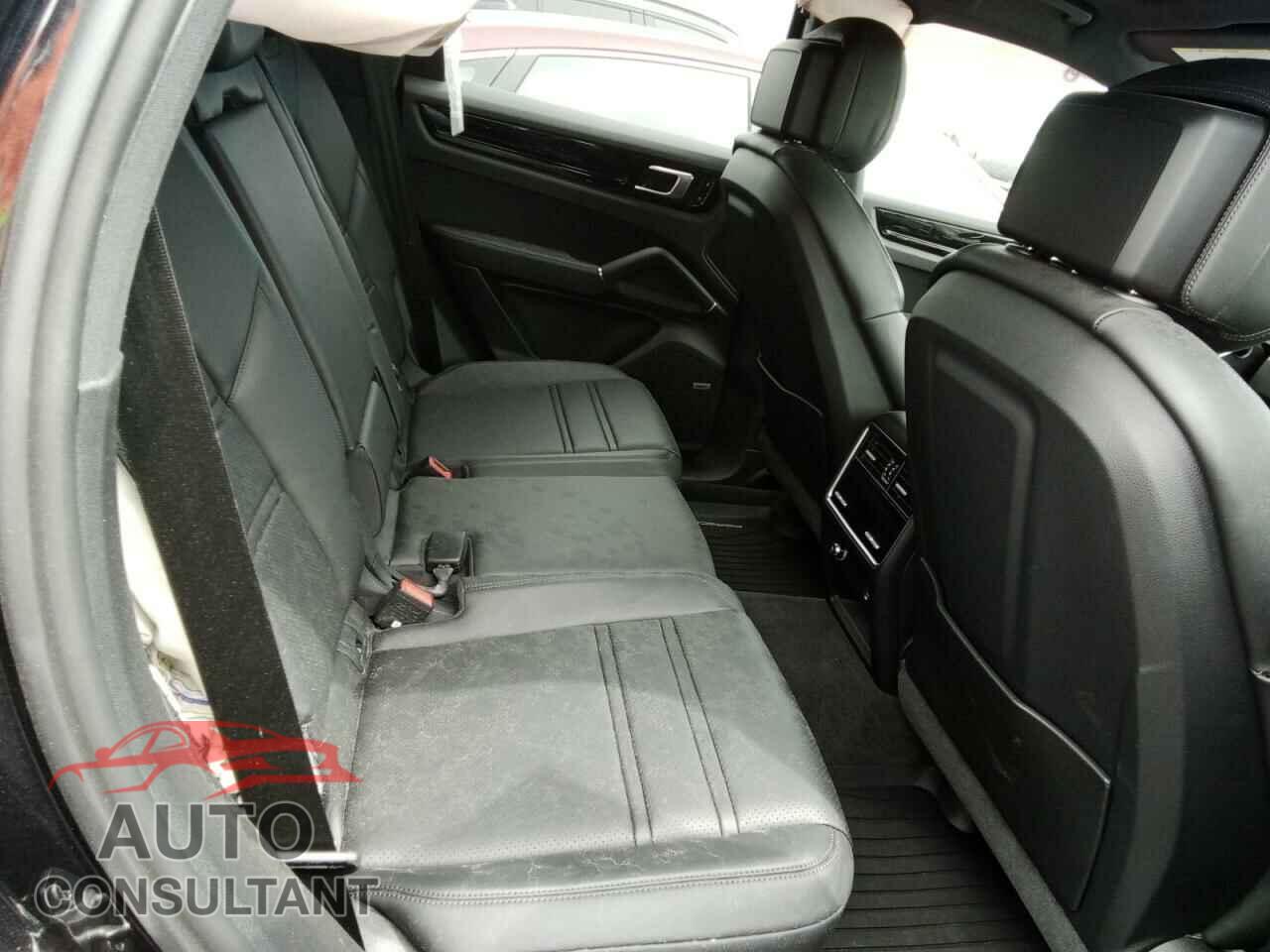 PORSCHE CAYENNE 2019 - WP1AA2AY2KDA11299