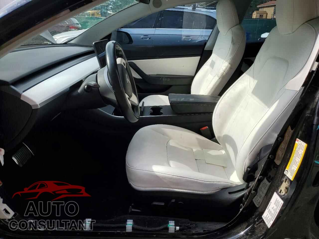 TESLA MODEL 3 2019 - 5YJ3E1EA7KF301682
