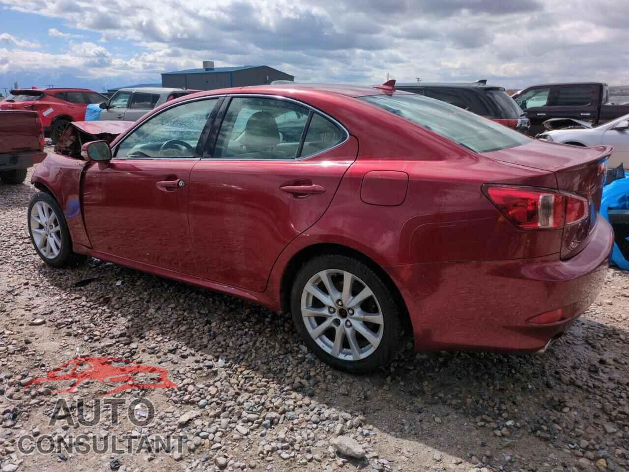 LEXUS IS 2012 - JTHCF5C27C5059137