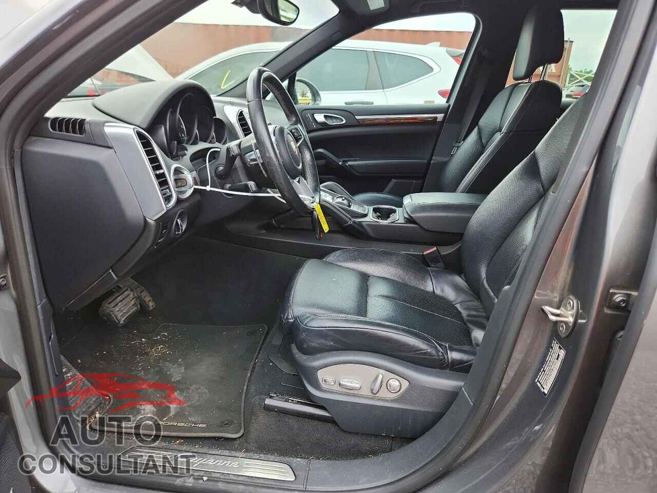 PORSCHE CAYENNE 2016 - WP1AA2A22GLA04233