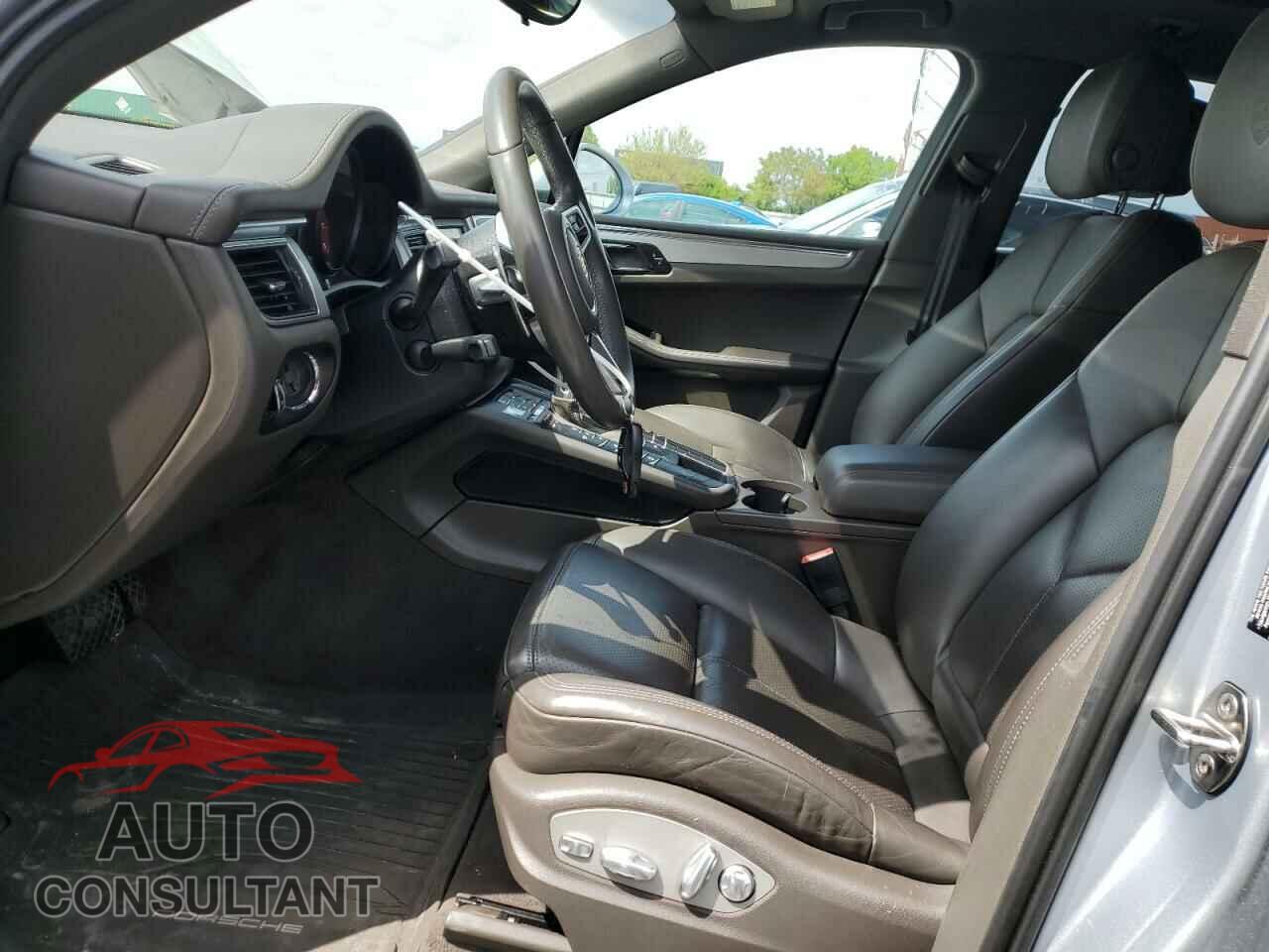 PORSCHE MACAN 2015 - WP1AB2A5XFLB66102