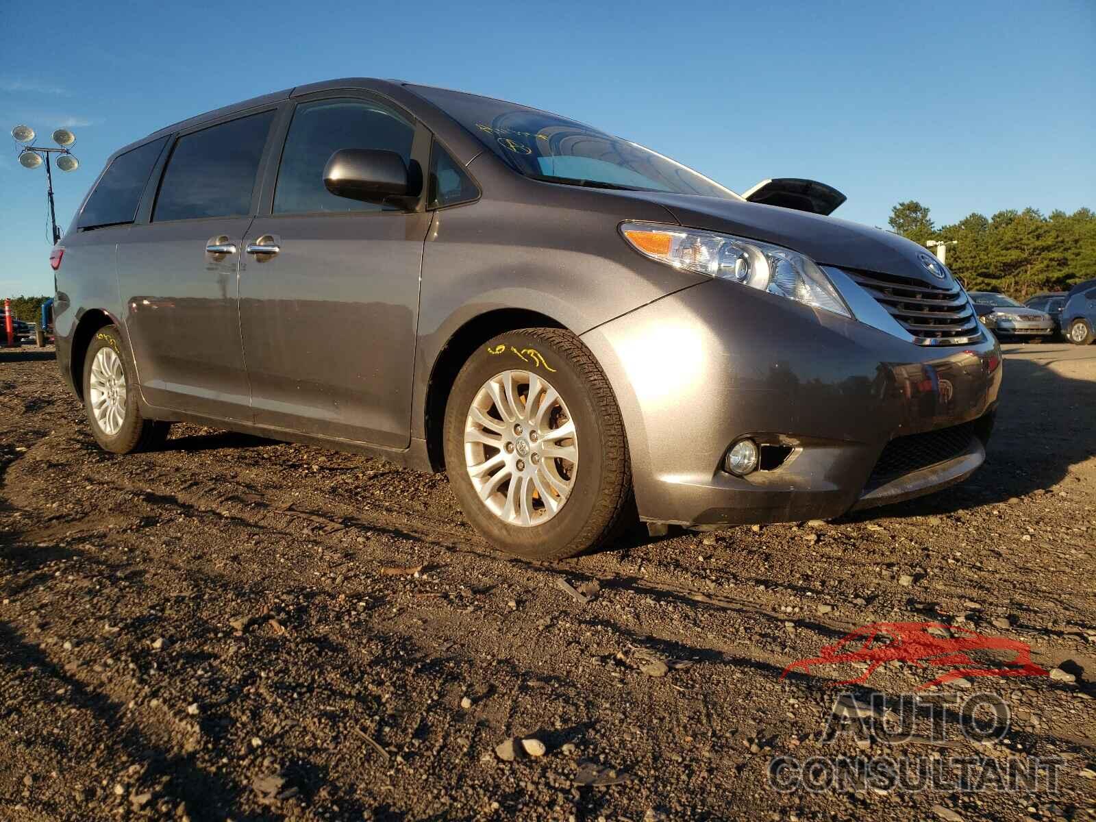 TOYOTA SIENNA 2017 - 5TDYZ3DC9HS778711