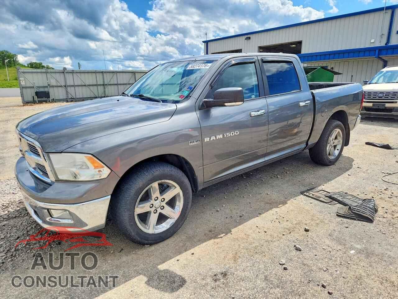 DODGE RAM 1500 2012 - 1C6RD7LT5CS203976