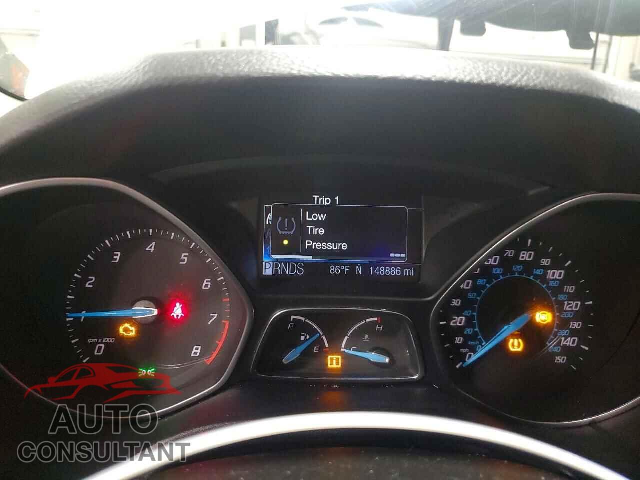 FORD FOCUS 2012 - 1FAHP3H26CL361554