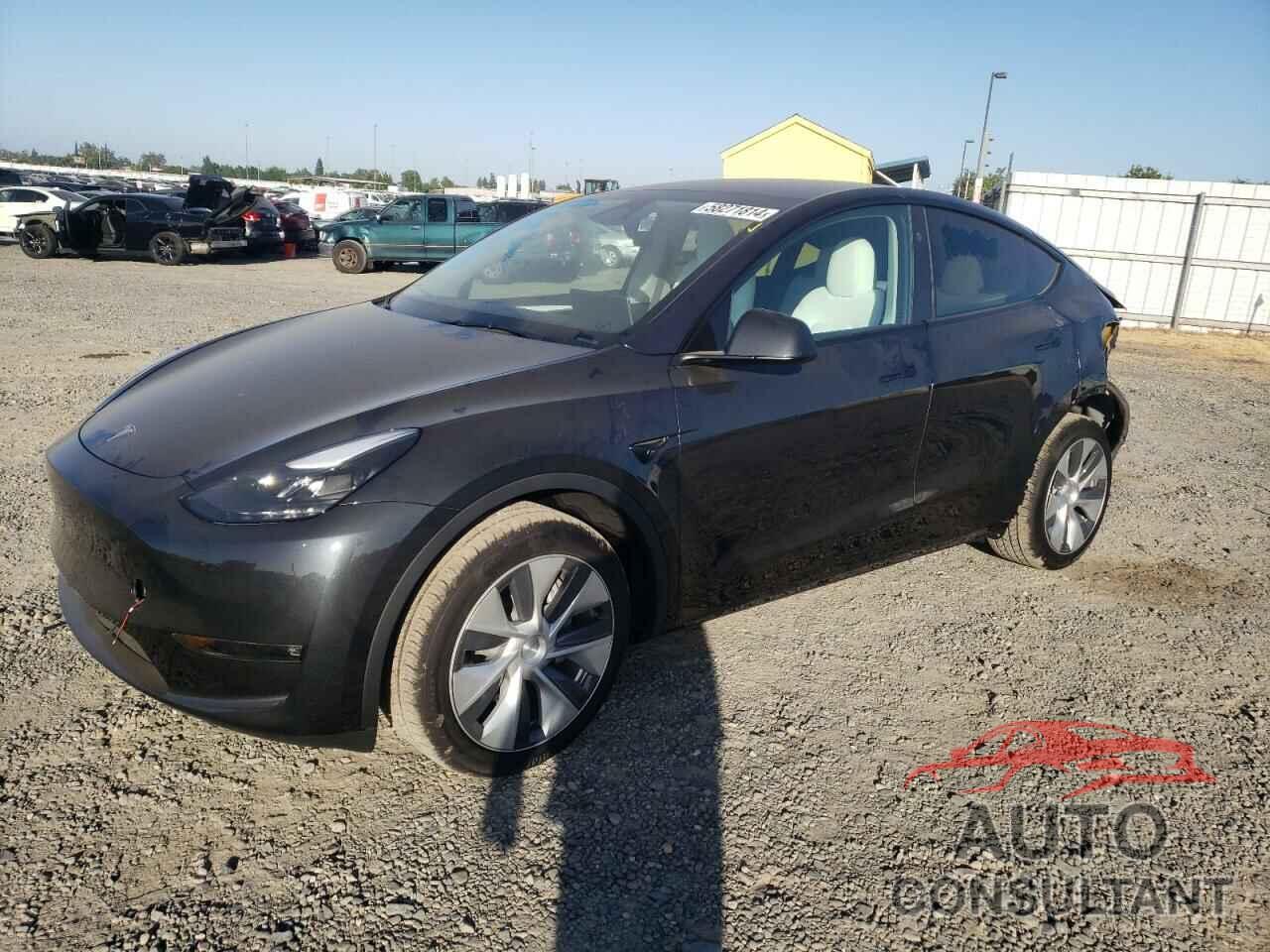 TESLA MODEL Y 2024 - 7SAYGDEE4RF004418