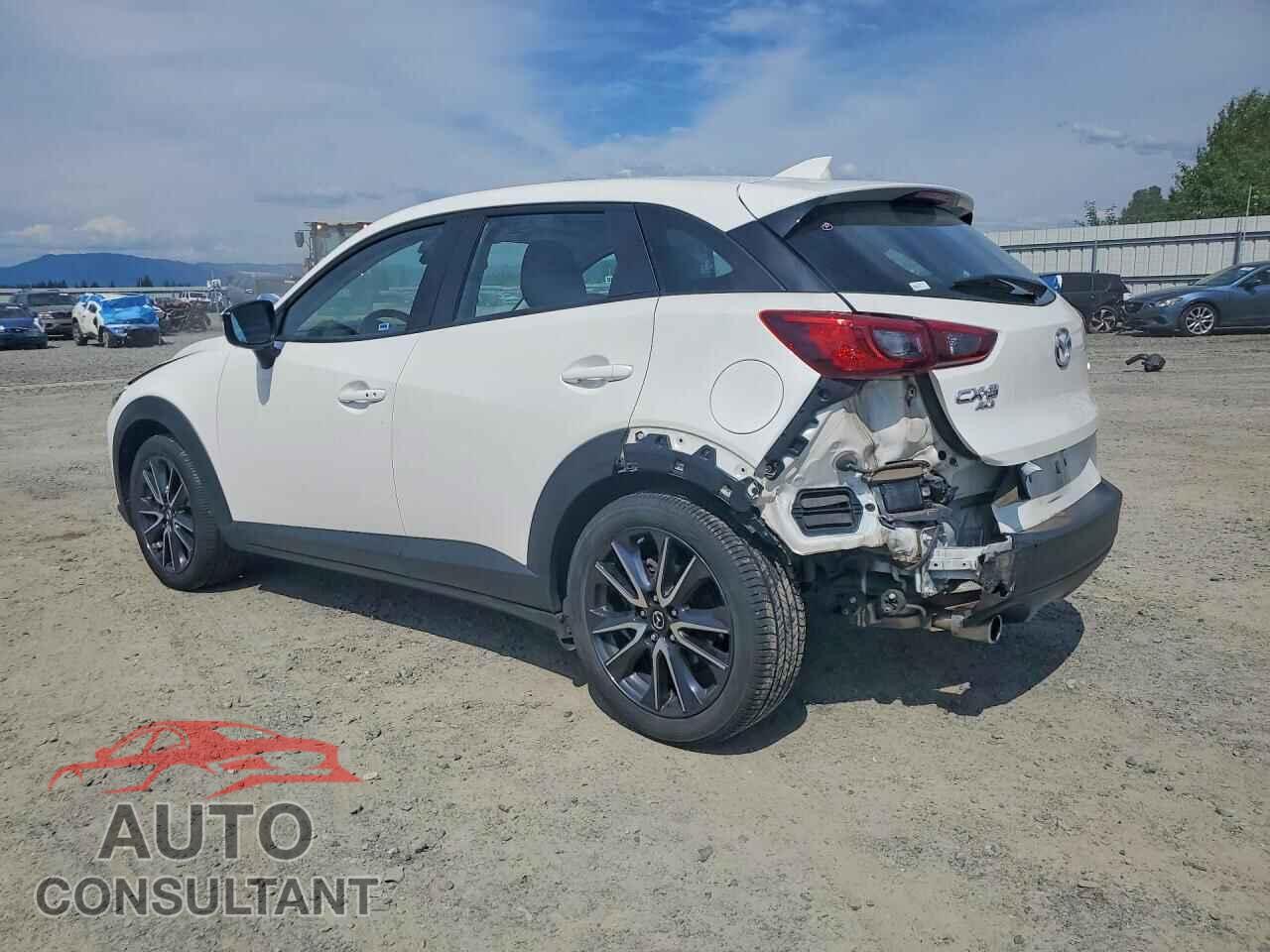 MAZDA CX-3 2018 - JM1DKFC76J0327575