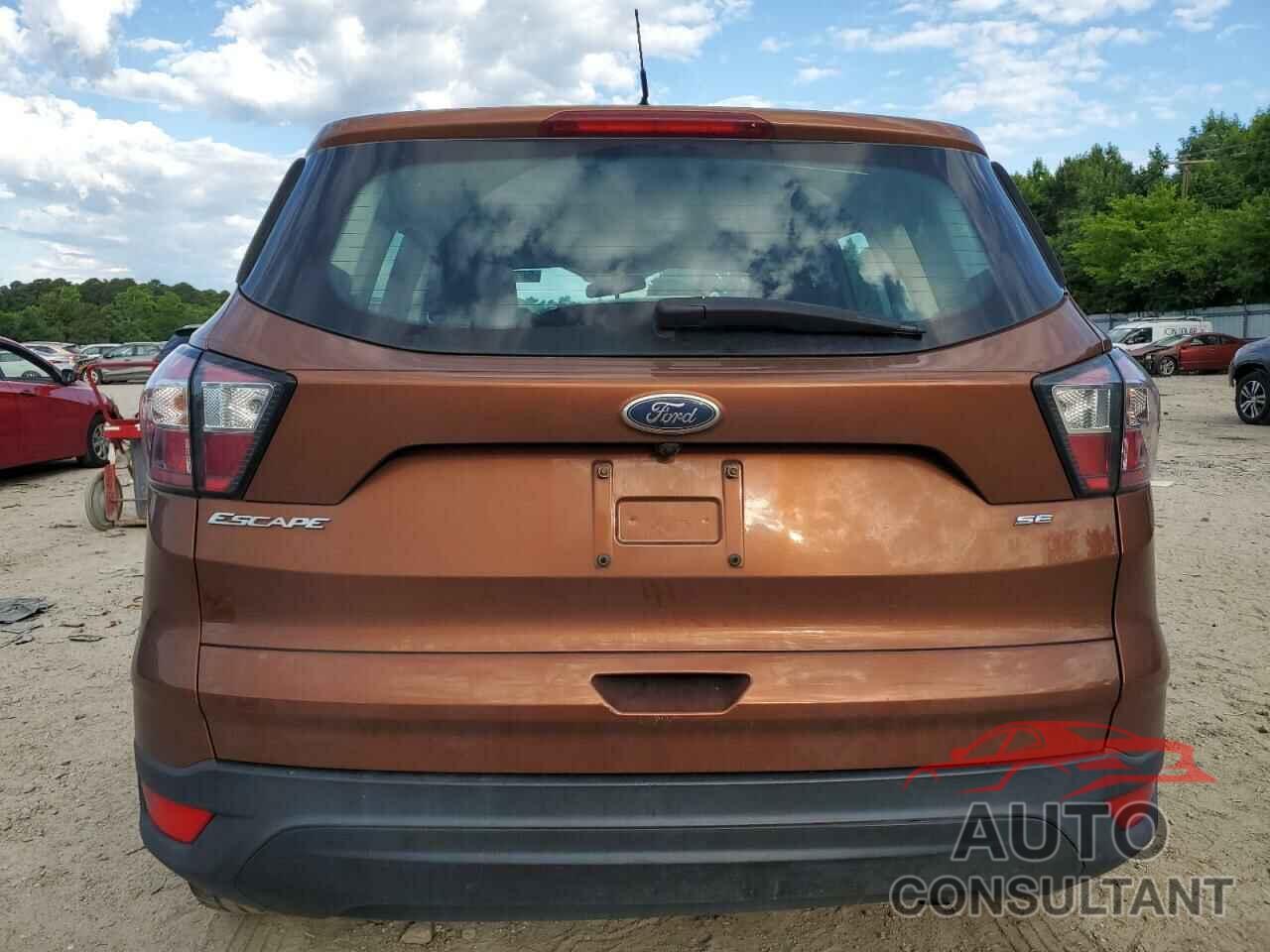 FORD ESCAPE 2017 - 1FMCU0F76HUB13019