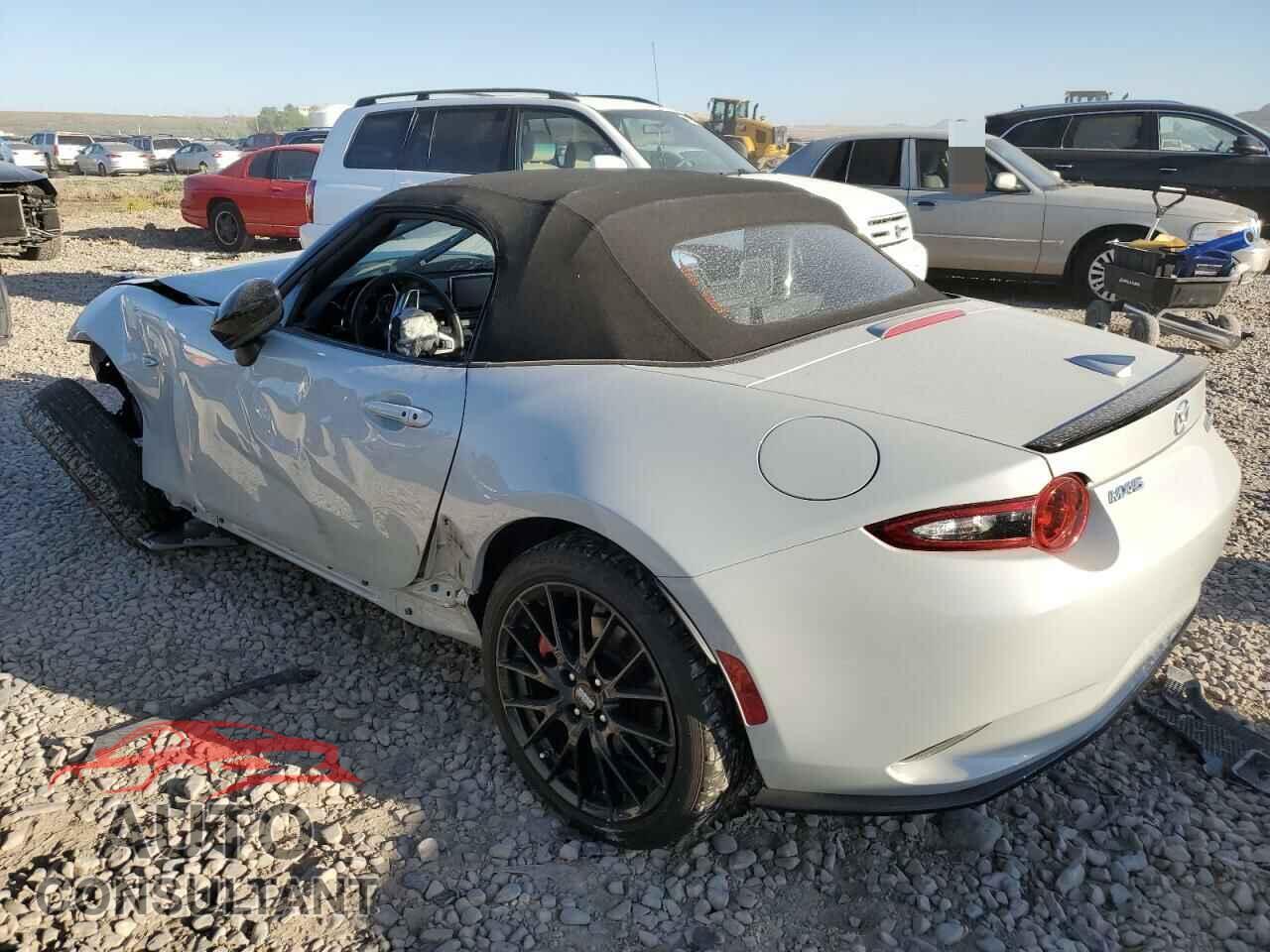 MAZDA MX5 2017 - JM1NDAC77H0122911