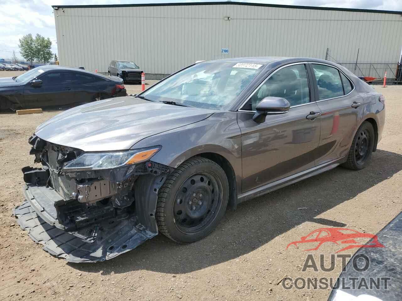 TOYOTA CAMRY 2018 - 4T1B11HK8JU068229
