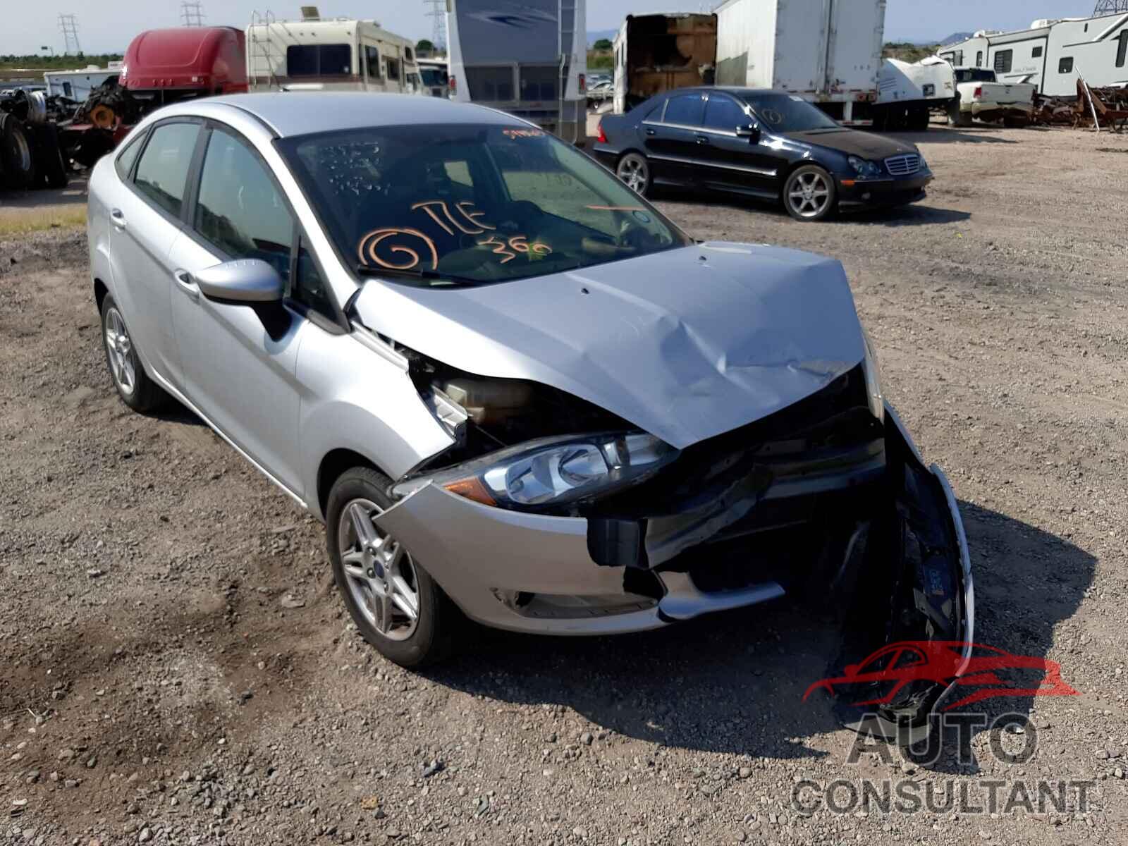 FORD FIESTA 2018 - 3FADP4BJ8JM107361