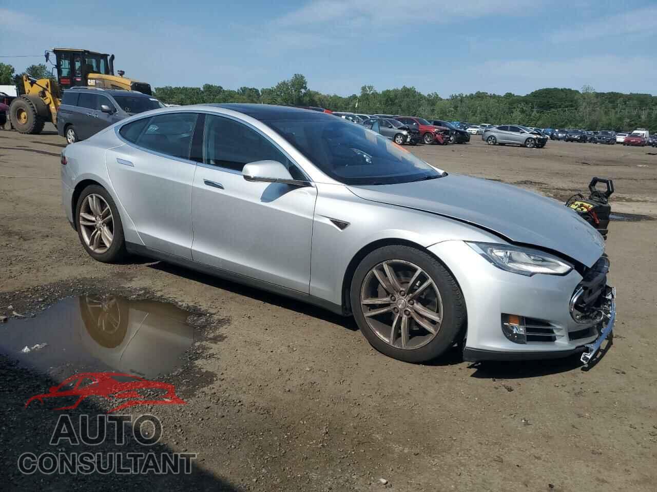 TESLA MODEL S 2013 - 5YJSA1CG9DFP06427