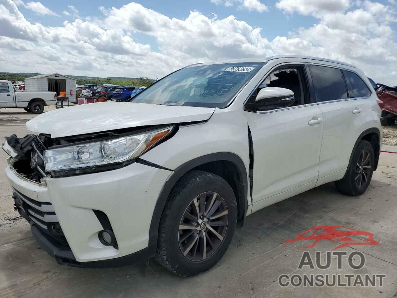 TOYOTA HIGHLANDER 2018 - 5TDKZRFH6JS535722