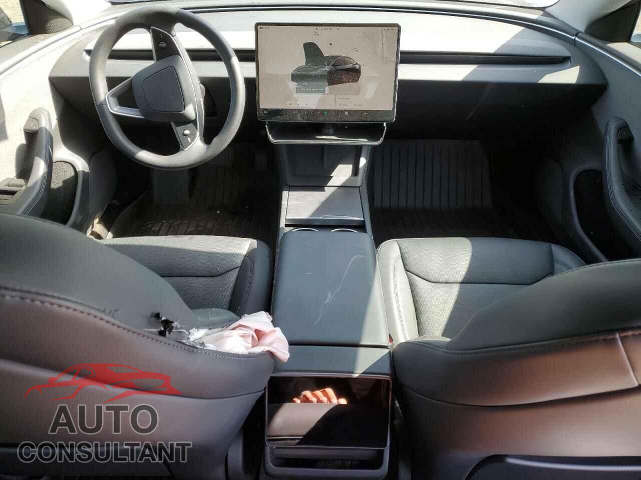 TESLA MODEL 3 2024 - 5YJ3E1EA6RF764911