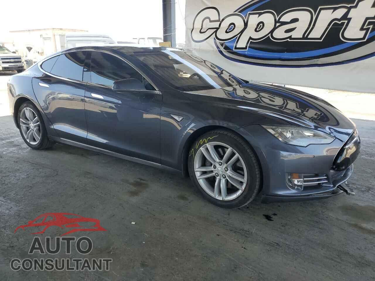 TESLA MODEL S 2015 - 5YJSA1E11FF120249