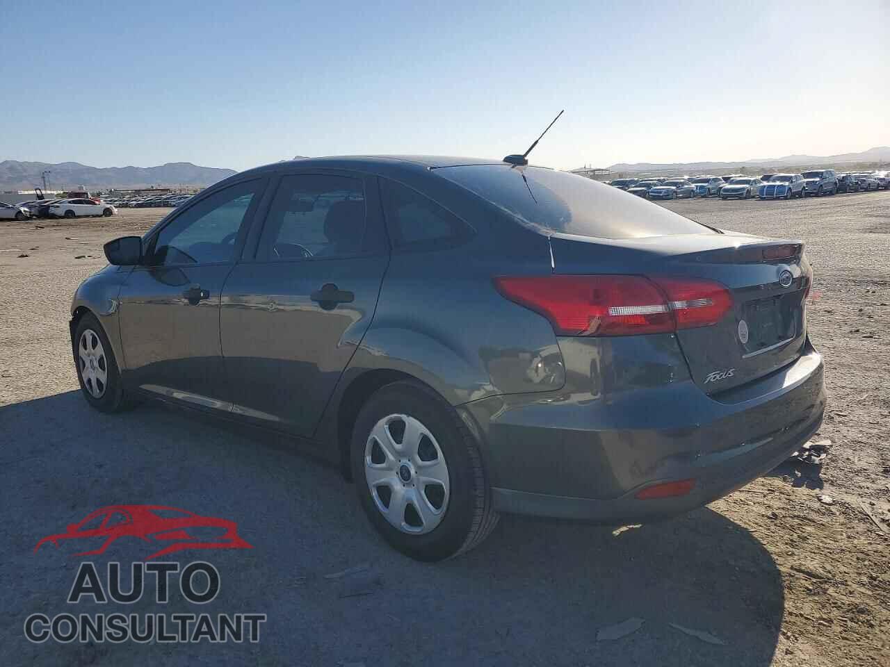 FORD FOCUS 2017 - 1FADP3E22HL348245